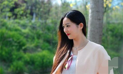 亚洲国产另类精品